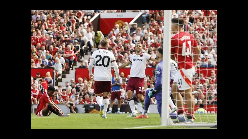 Cầu thủ MU ghi bàn quyết định trong trận đấu với West Ham